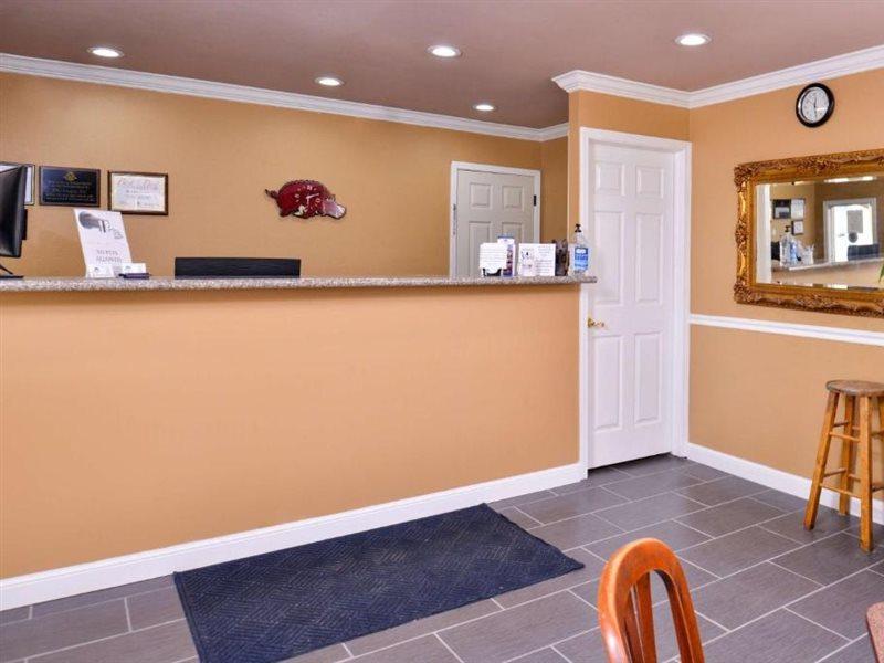Americas Best Value Inn And Suites Siloam Springs Εξωτερικό φωτογραφία