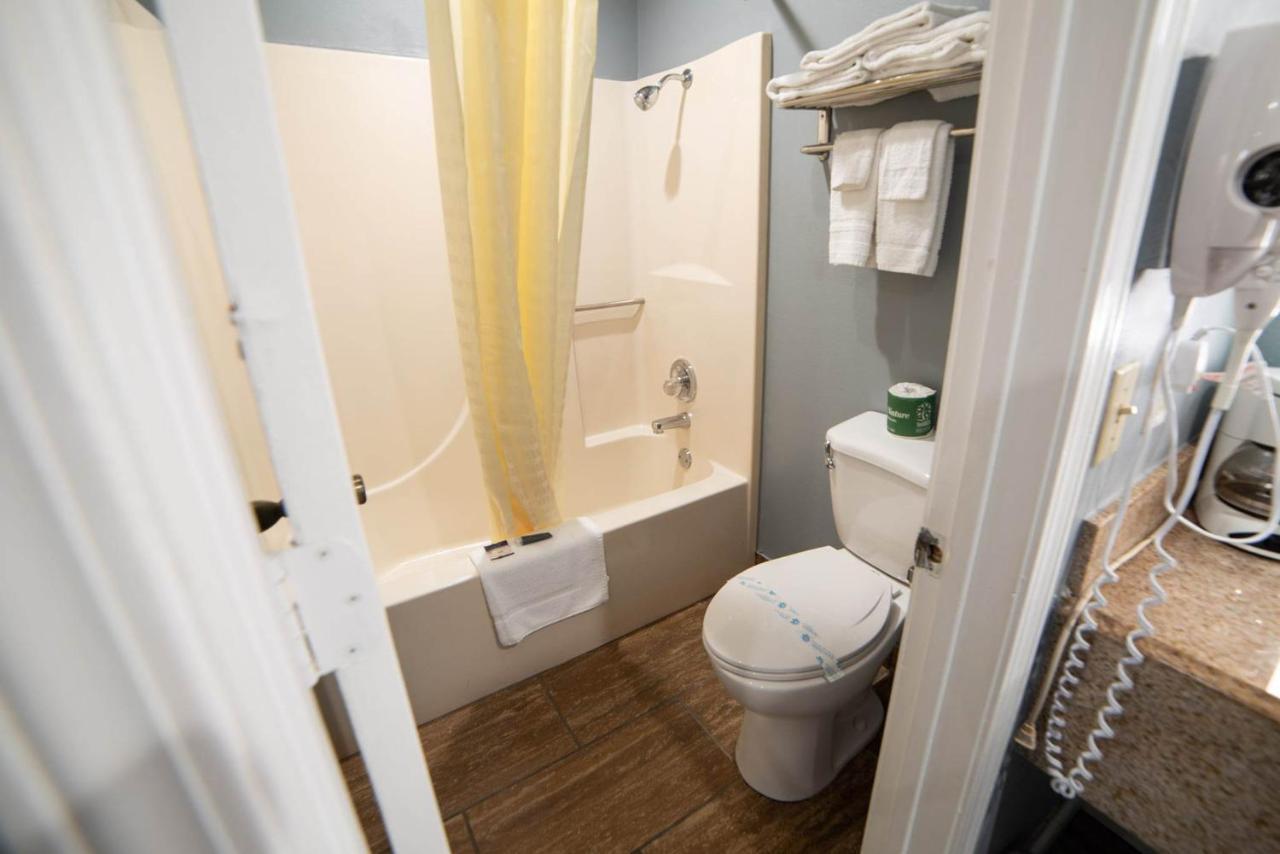 Americas Best Value Inn And Suites Siloam Springs Εξωτερικό φωτογραφία