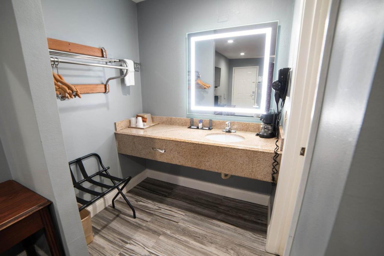 Americas Best Value Inn And Suites Siloam Springs Εξωτερικό φωτογραφία
