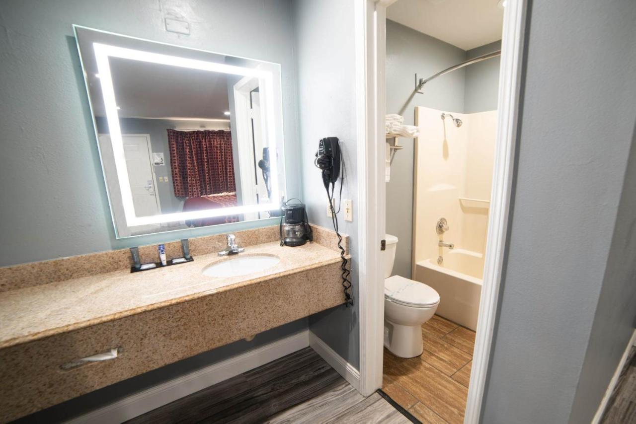 Americas Best Value Inn And Suites Siloam Springs Εξωτερικό φωτογραφία