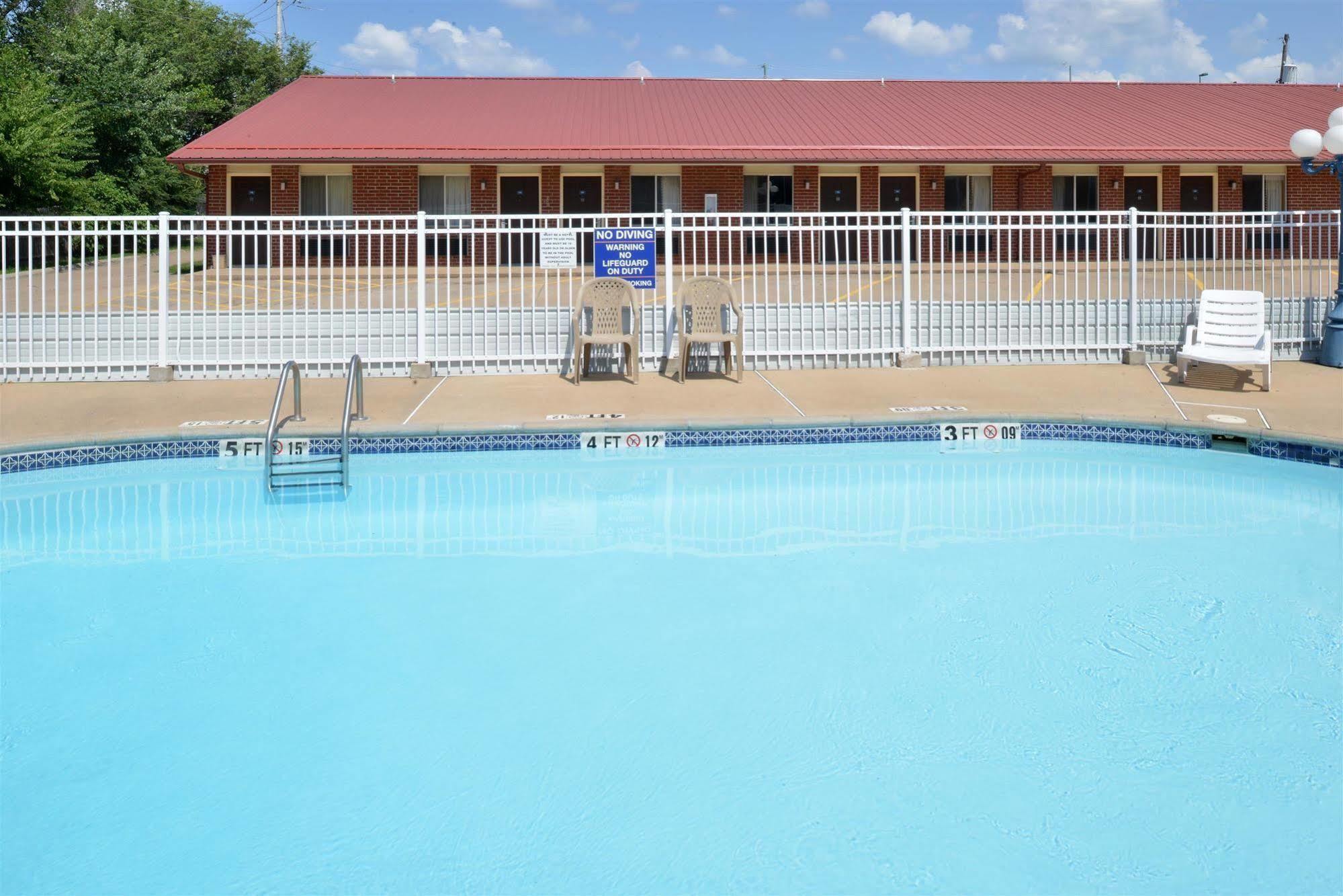 Americas Best Value Inn And Suites Siloam Springs Εξωτερικό φωτογραφία